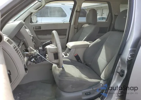 2009 Ford Escape Xlt from USA, damaged, VIN 1FMCU03769KA80332